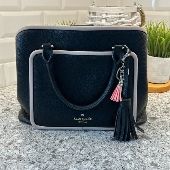 Gorgeous Kate Spade leather satchel - Picture 2 of 9
